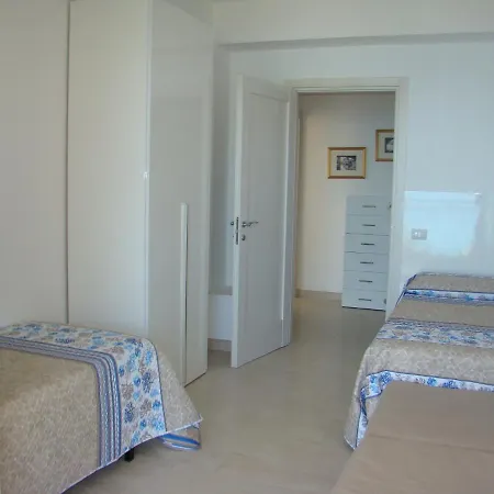 Panoramica A 60m Dal Mare Appartement