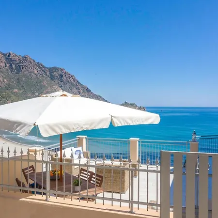 Apartment Panoramica A 60m Dal Mare