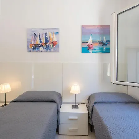 Panoramica A 60m Dal Mare Apartment *