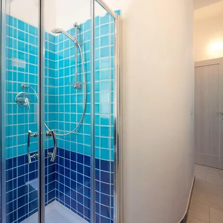 Apartment Panoramica A 60m Dal Mare