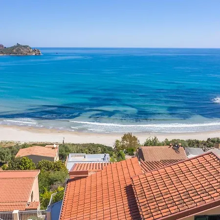 Panoramica A 60m Dal Mare Apartment *