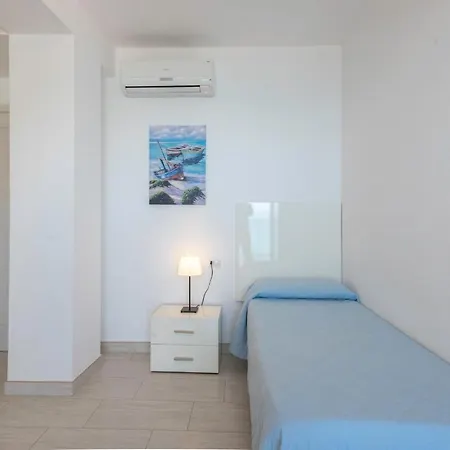 Apartment Panoramica A 60m Dal Mare *