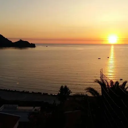 Apartment Panoramica A 60m Dal Mare Tertenia